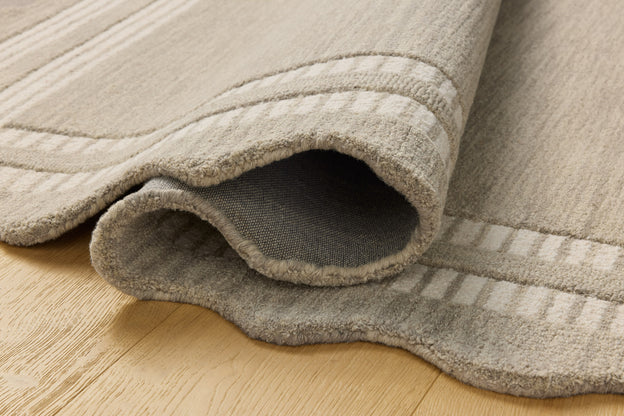 Sloan Rug in Fog/Ivory