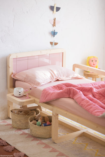 Azteca Washable Rug in Vintage Natural/Pink