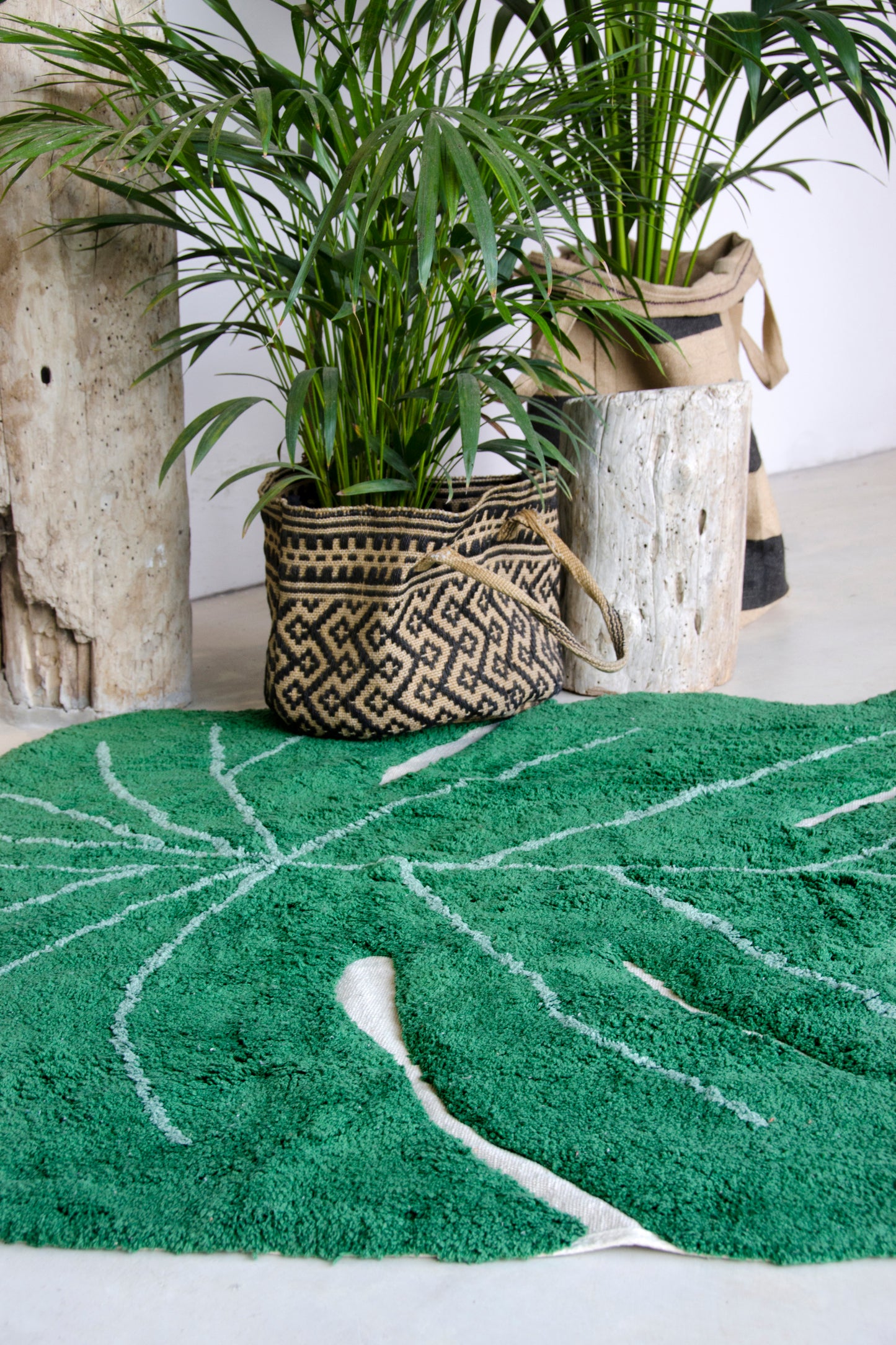 Monstera Leaf Washable Rug