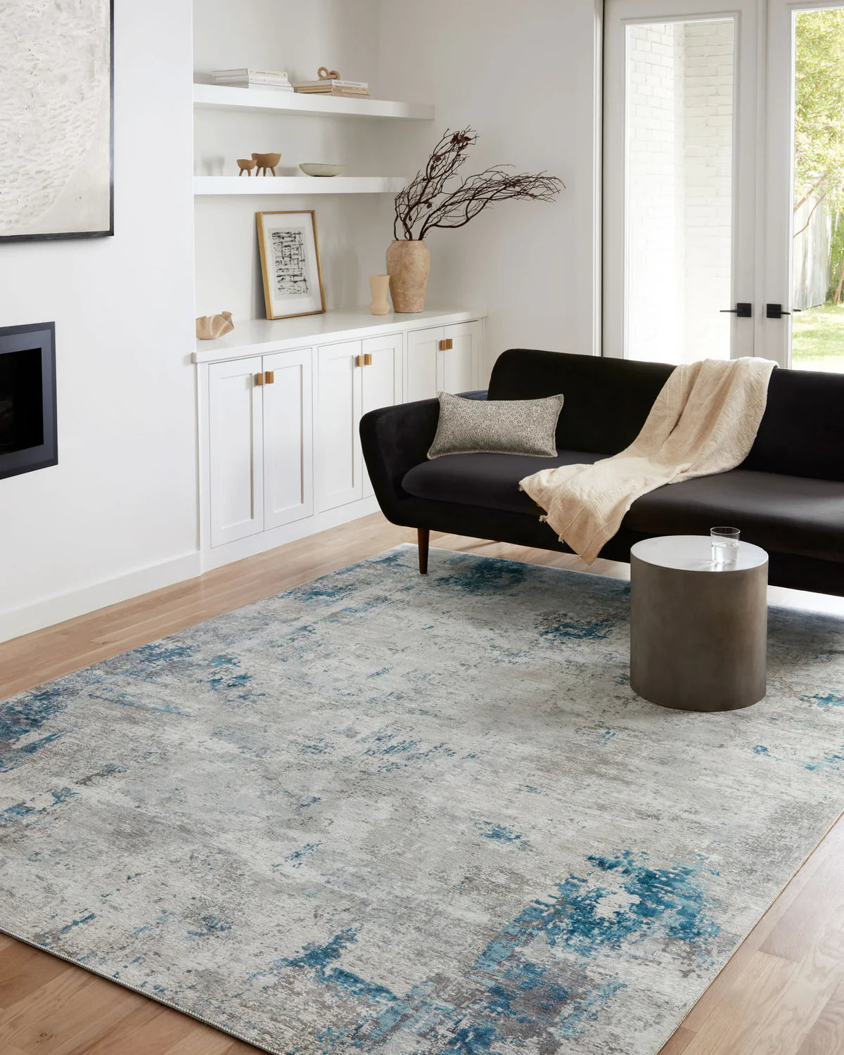 Colby Rug in Pebble/Ocean