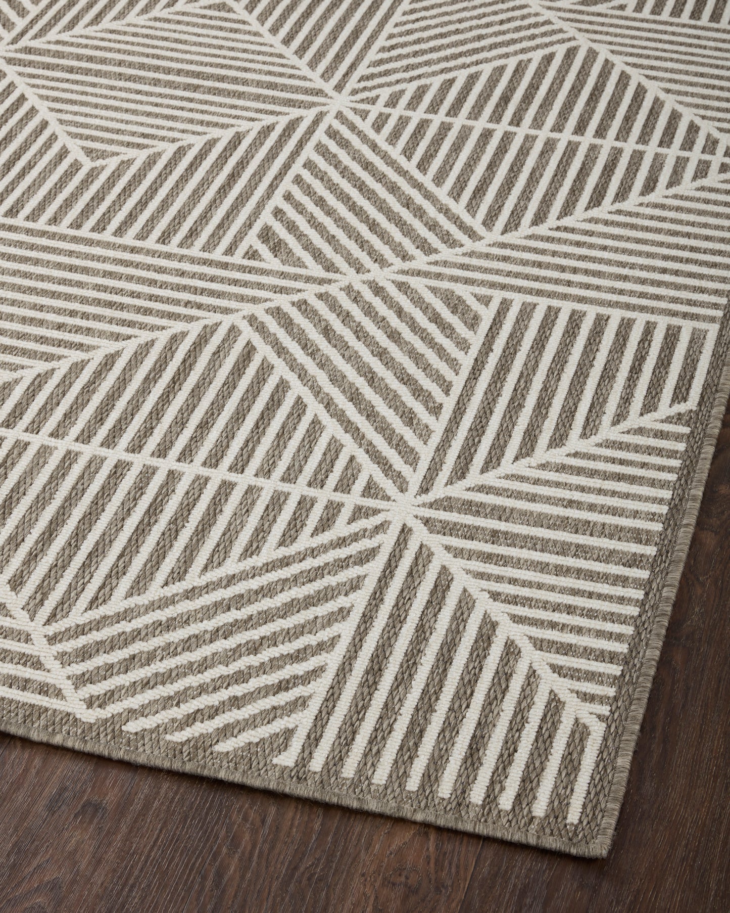Colombus Rug in 03 Natural/Ivory