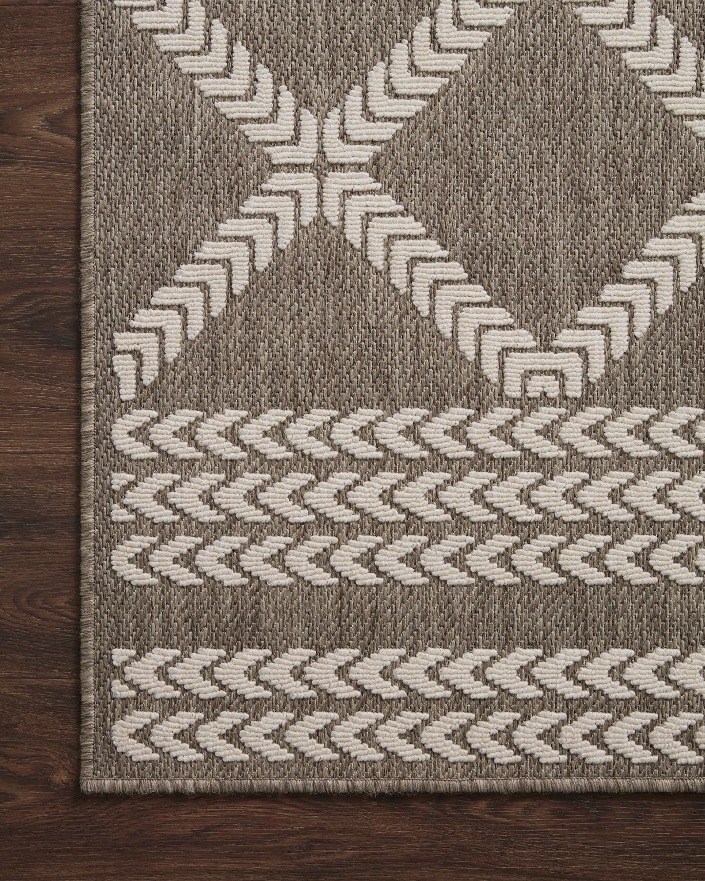 Colombus Rug in 05 Natural/Ivory