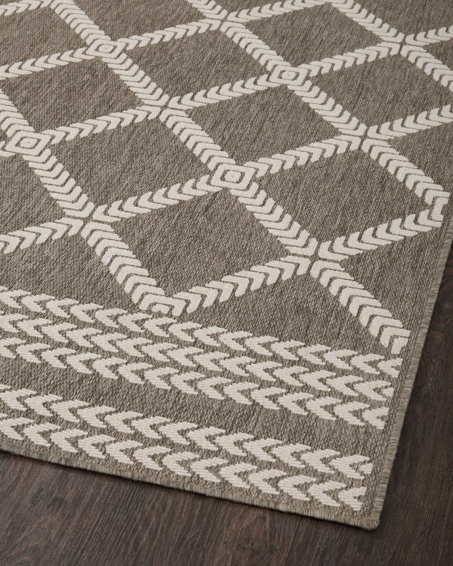 Colombus Rug in 05 Natural/Ivory