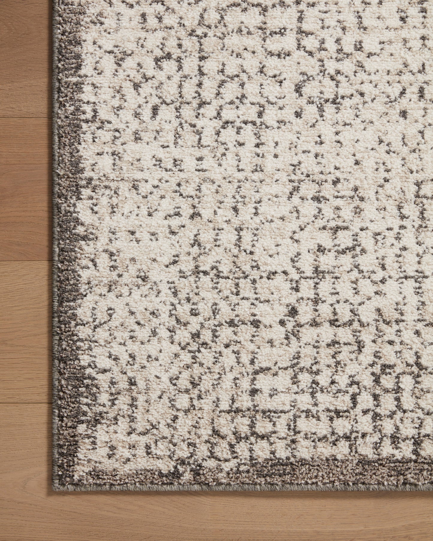 Hunter Rug in Ivory/Stone