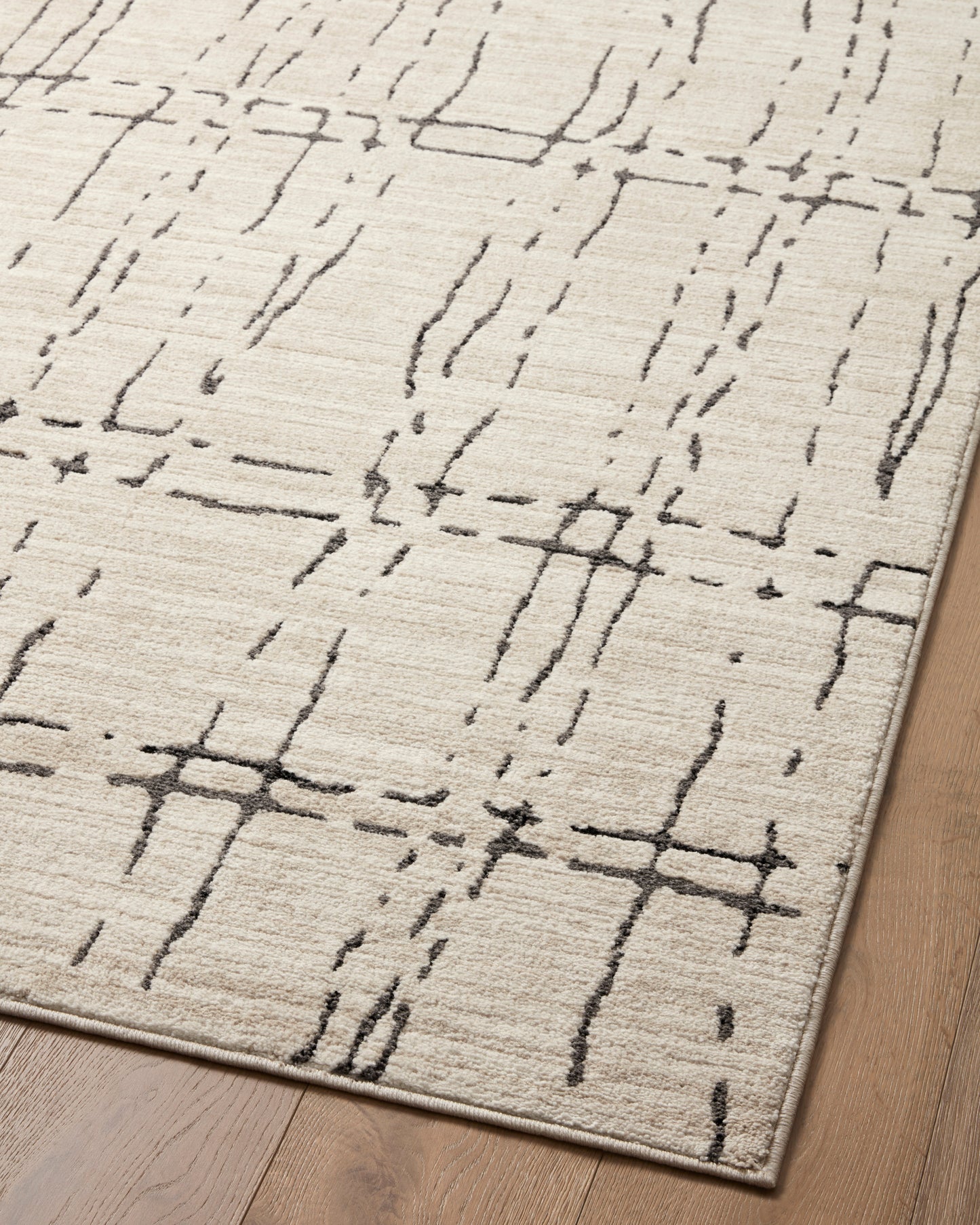Hunter Rug in Sand/Dark Grey