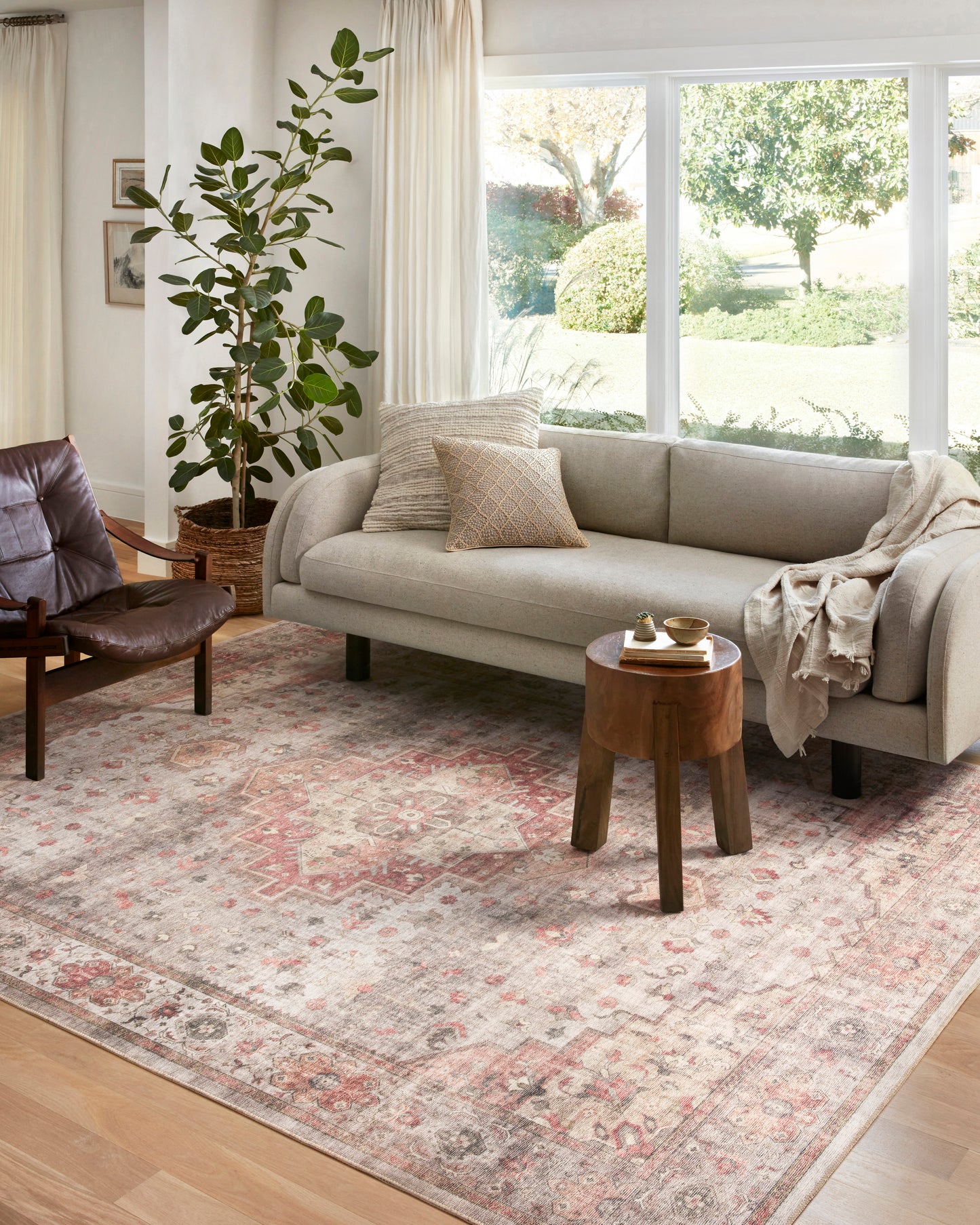 Avery Rug in Dove/Spice