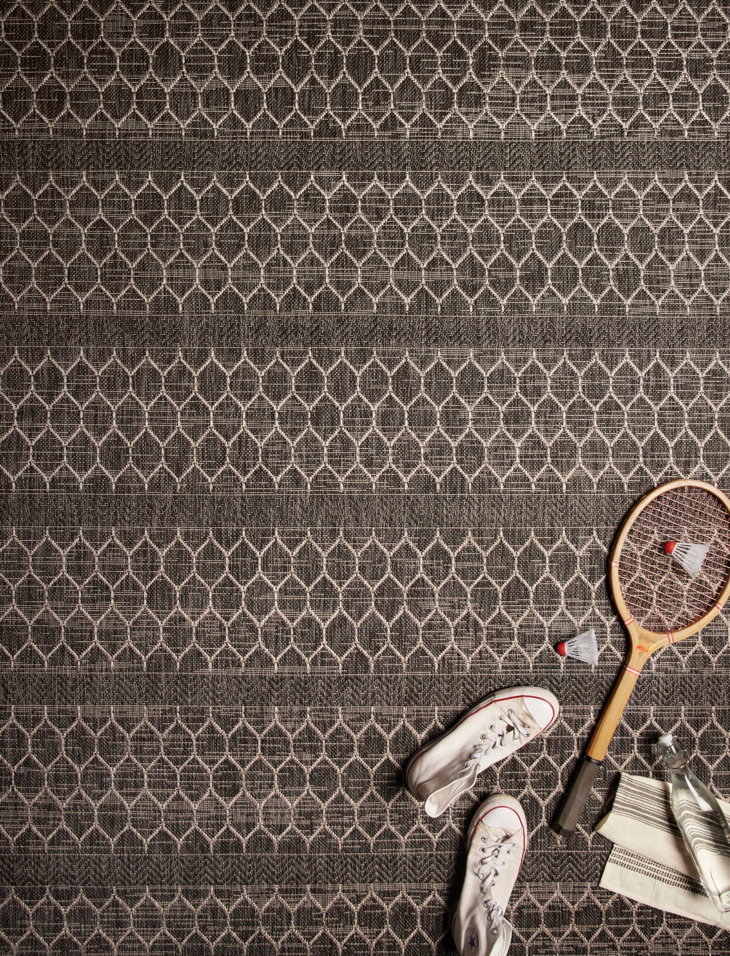 Maui Rug in Black/Grey