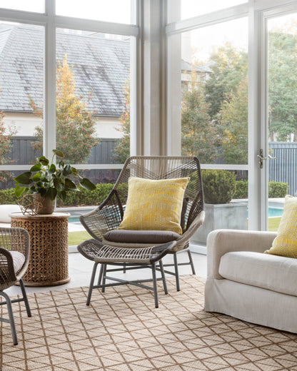 Maui Rug in Beige/Mocha