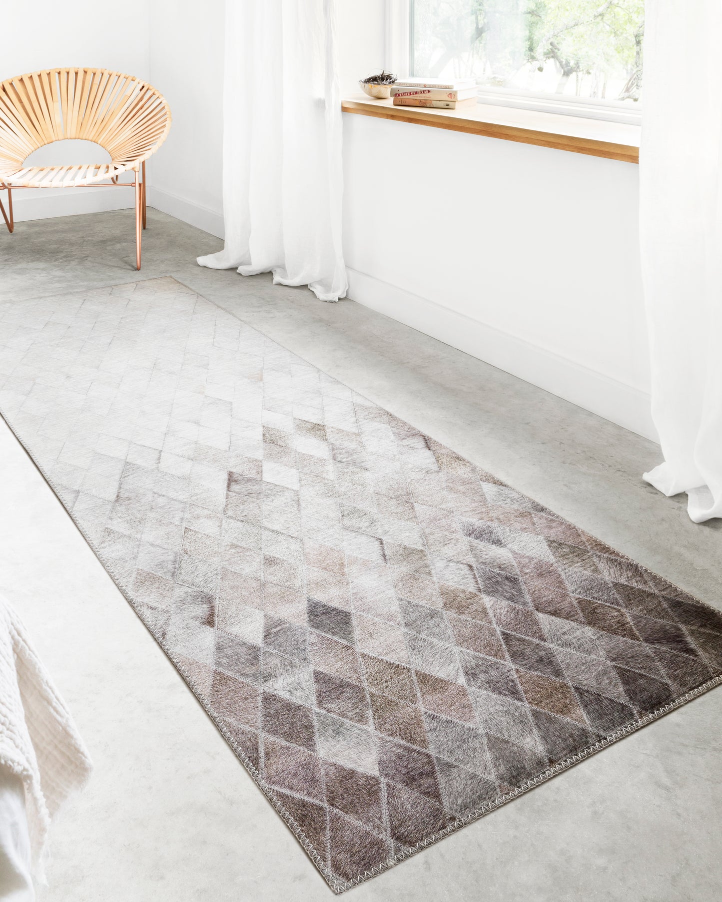 Maddox Rug in Sand/Taupe