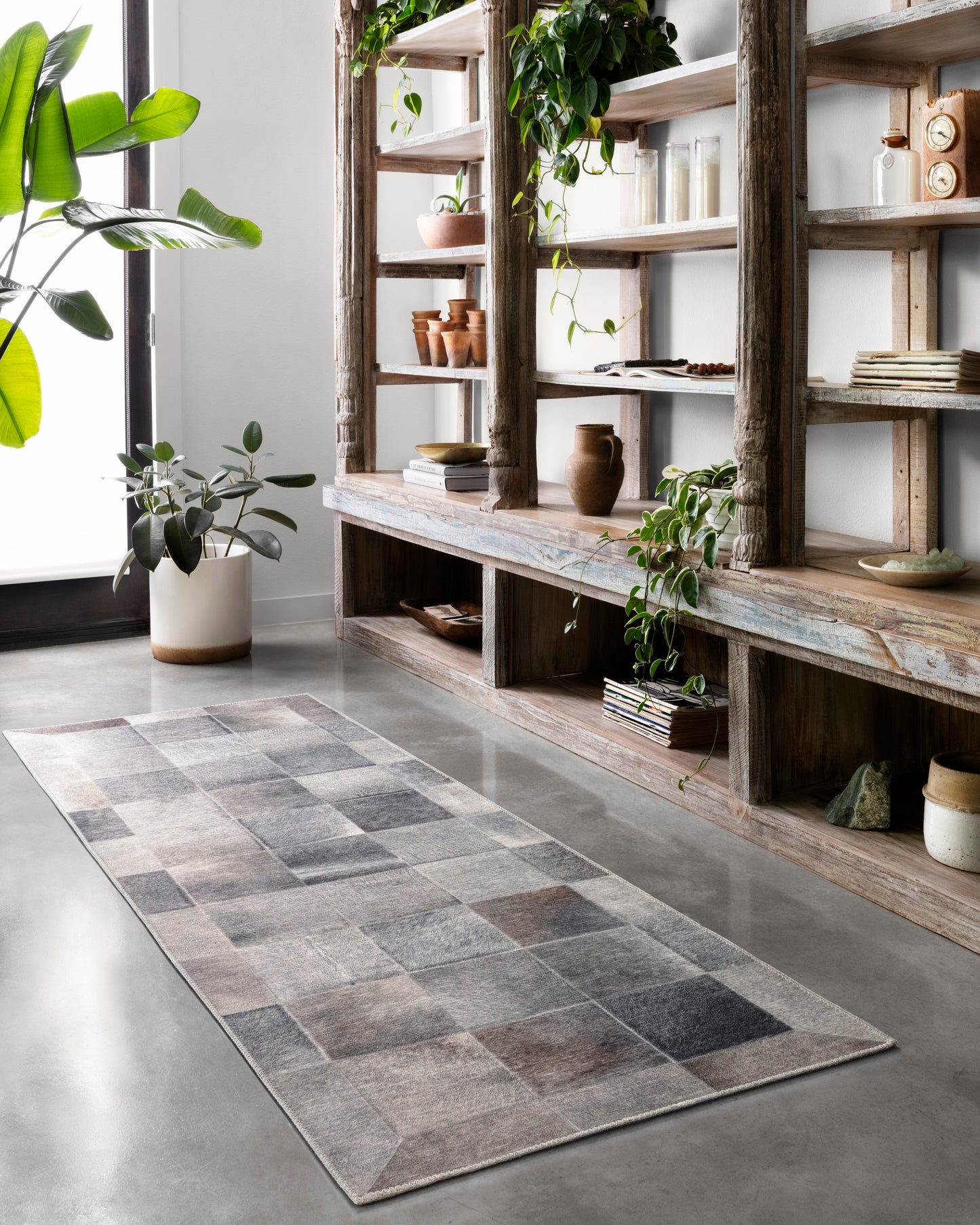 Maddox Rug in Charcoal/Grey