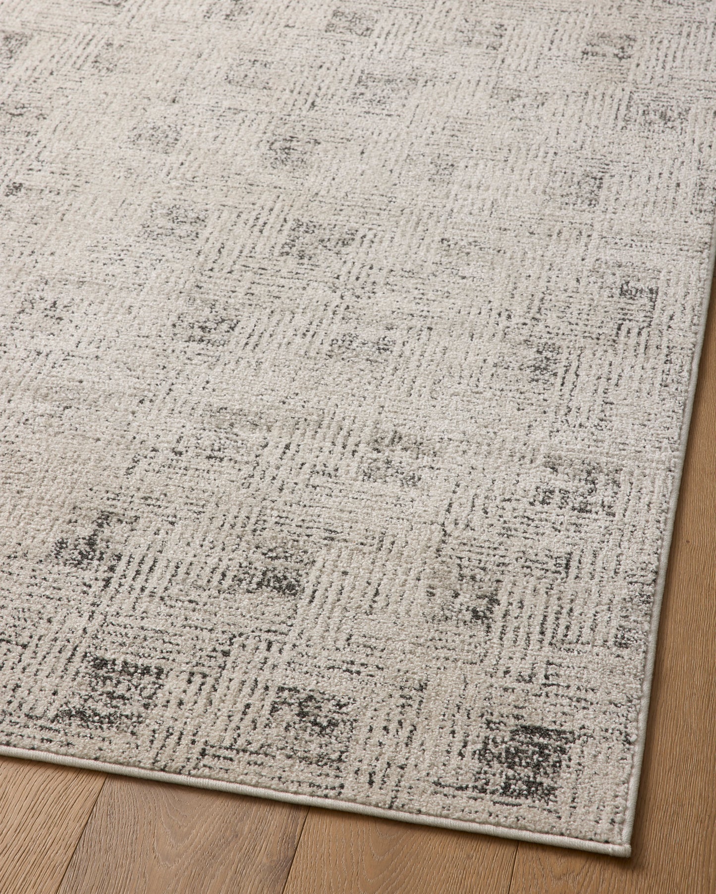 Wren Rug in Grey/Graphite