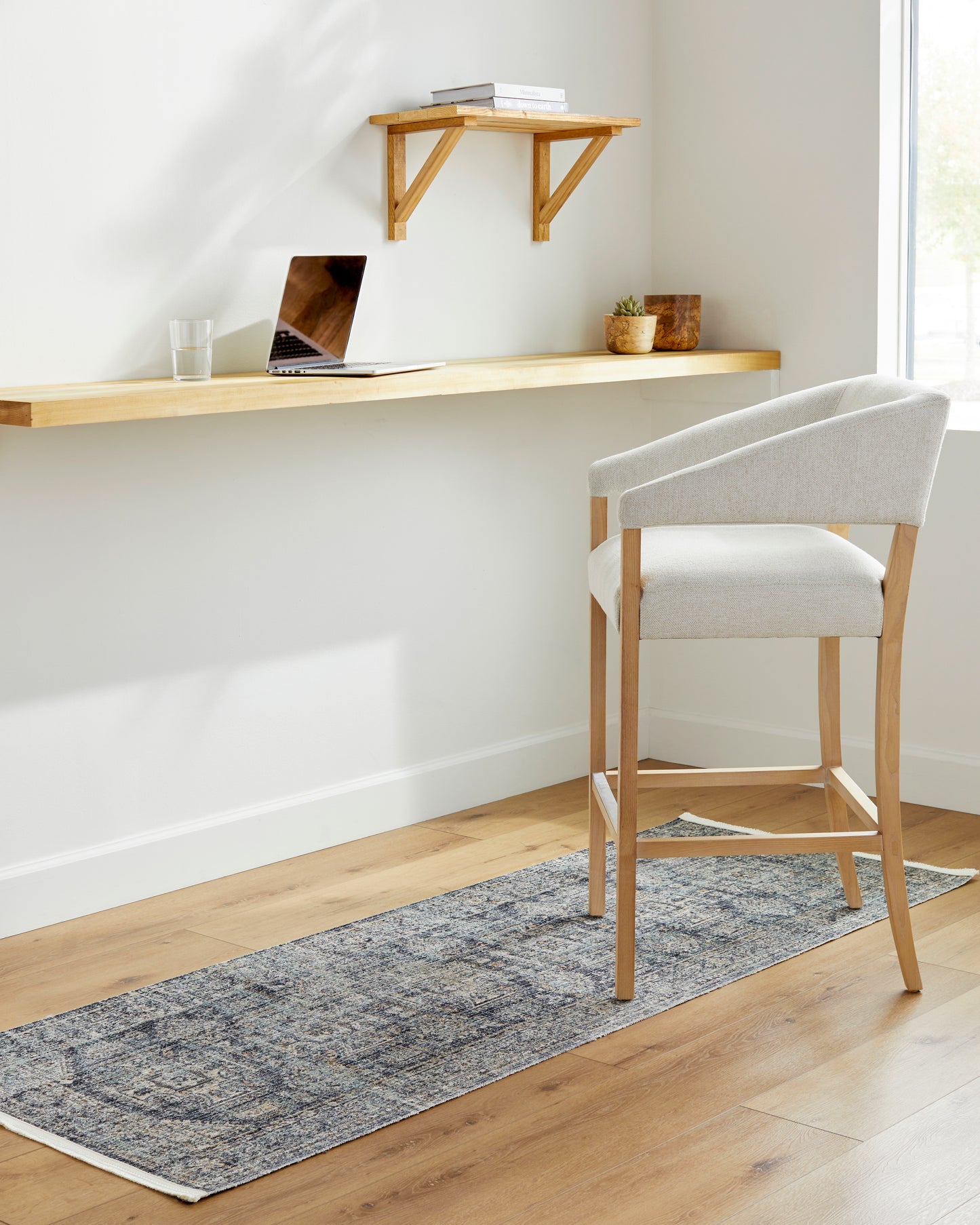 Margaret Rug in Denim/Silver