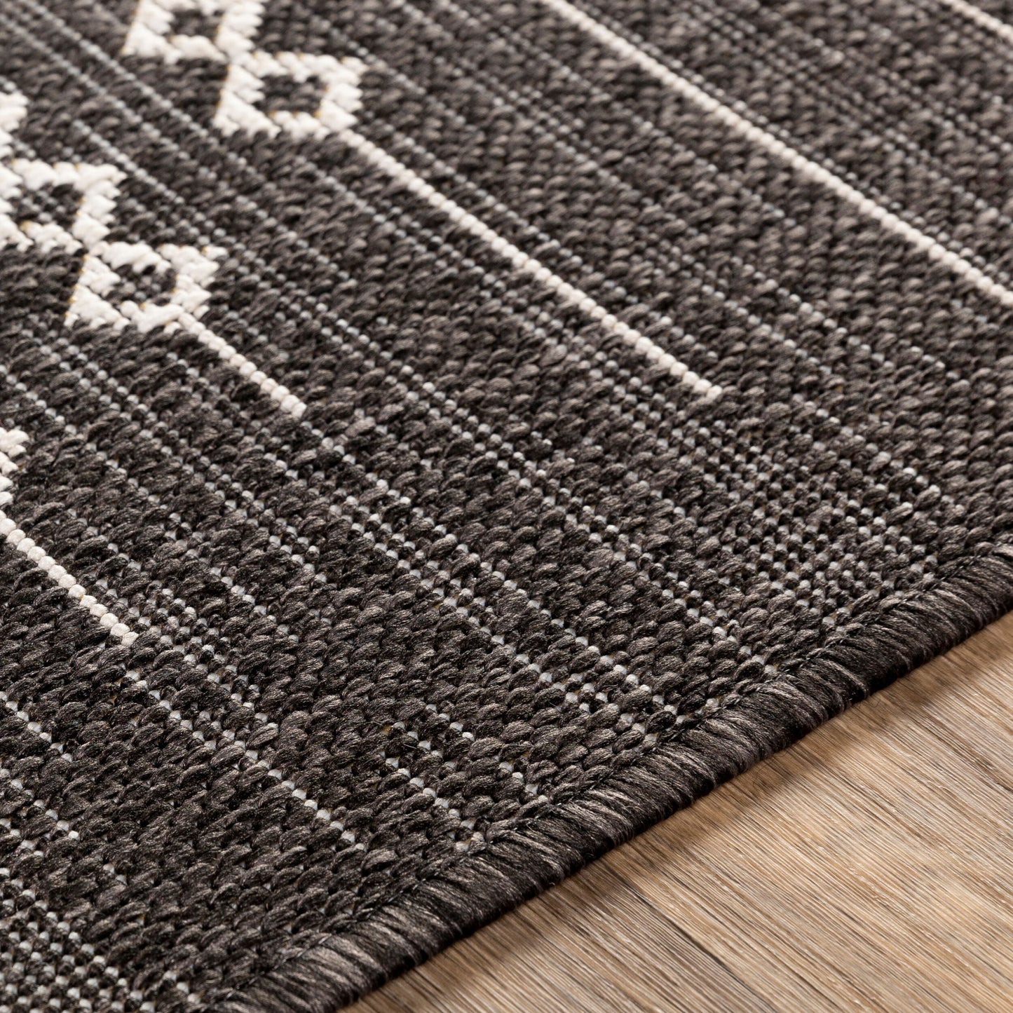 Sorrento Rug in Black/Ivory