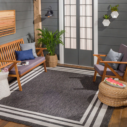 Sorrento Outdoor Rug in Black Border