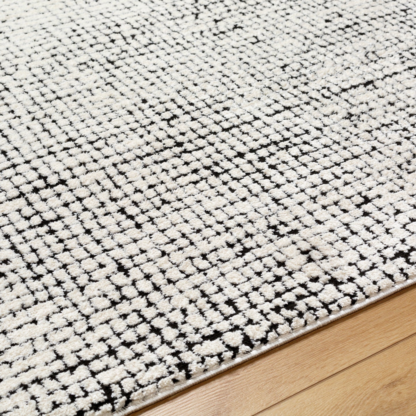 Adler Rug in Grid (Black)