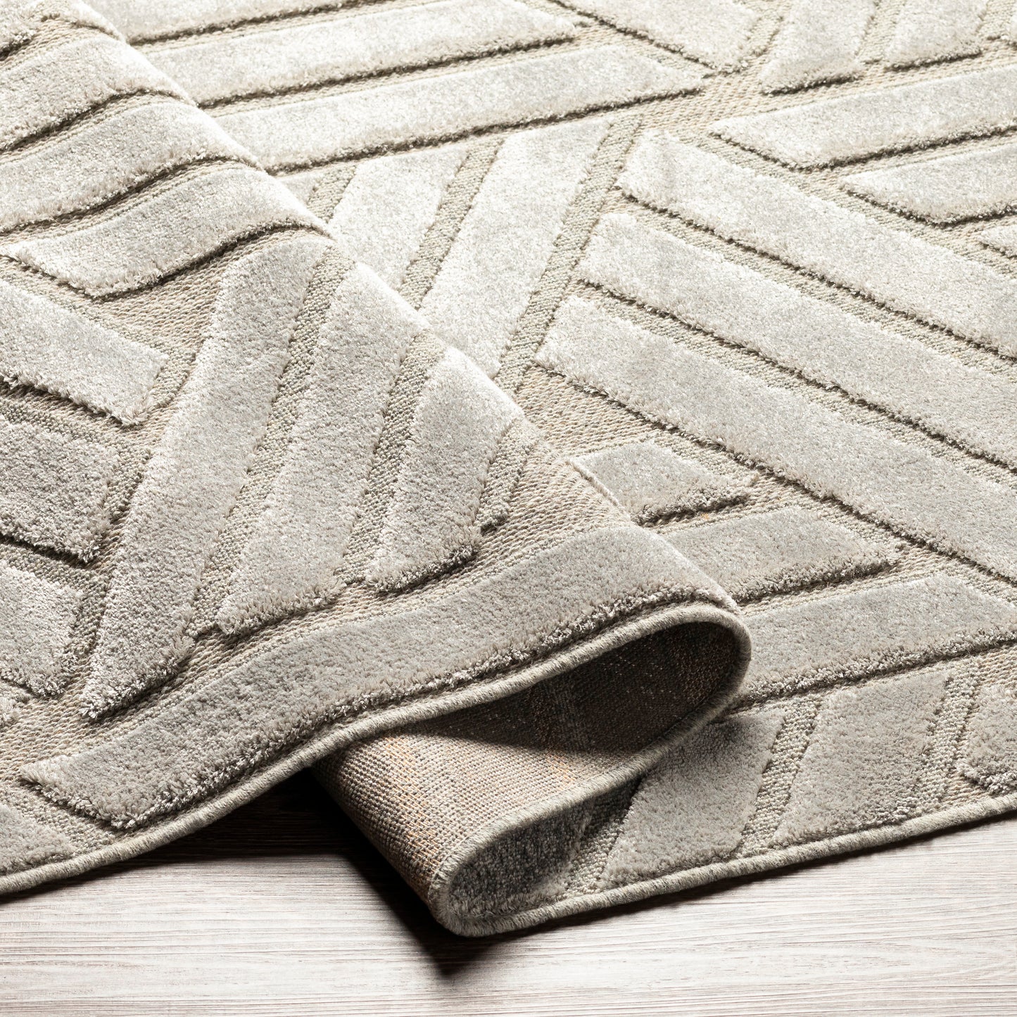 Lucent Rug in Thatch