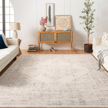 Bloomfield Rug in Medallion/Ivory