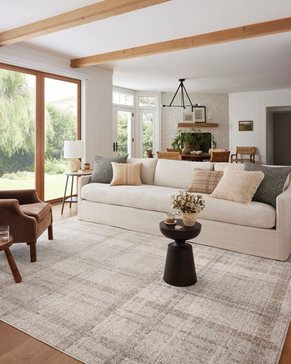 Erin Rug in Ivory/Multi