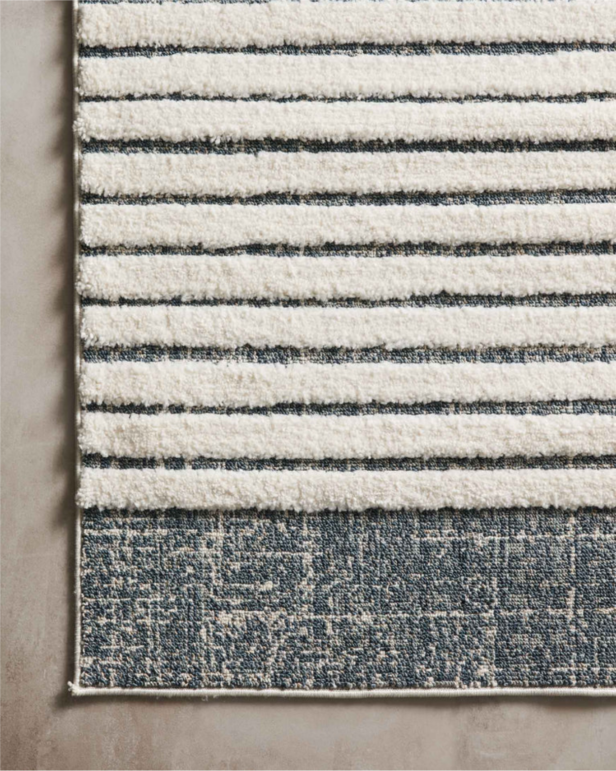 Aiden Rug in White_Ocean (5)