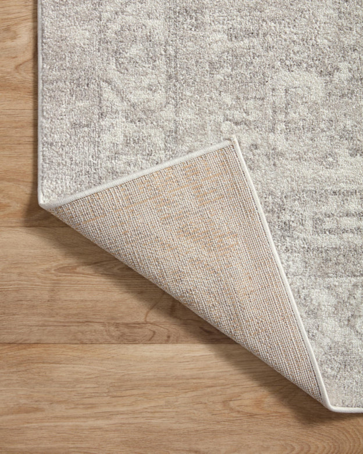 _Ivy Rug in Silver Ivory